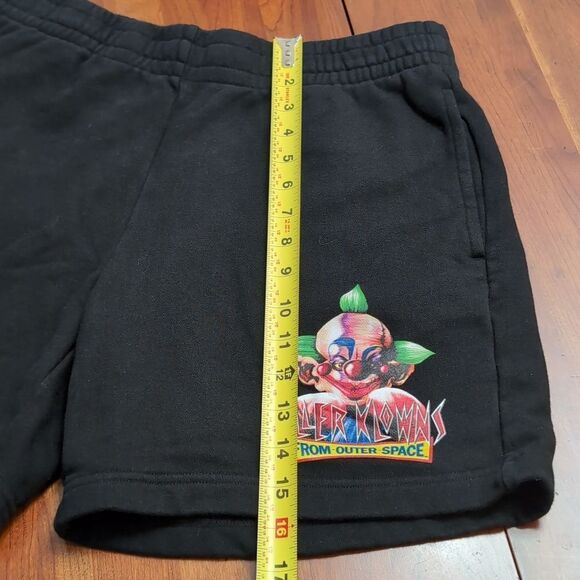 Chalk Line Killer Klowns From Outer Space Black Knit Graphic Shorts Sz L - Picture 8 of 10